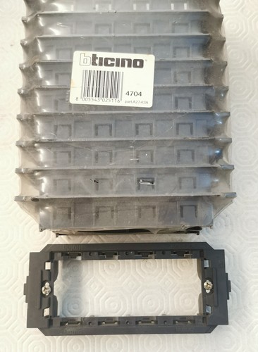 Bticino 4704 supporto 4 m - 4704,